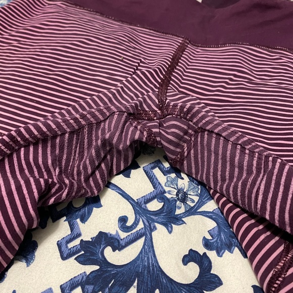 Lululemon Run for your Life Crop Raspberry 10 - Picture 5 of 8